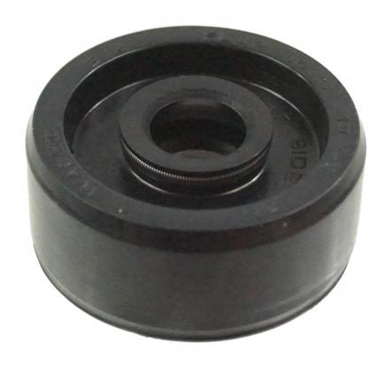 93103-10168 WATER PUMP OIL SEAL   8409910090