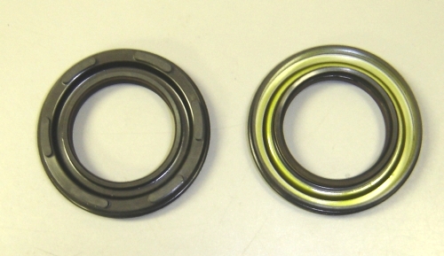 93103-40077 CRANK OIL SEAL D/S   8409910090