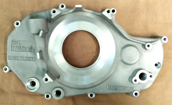 3G2-15421-00-00  COVER, CRANKCASE R   (8409910090)